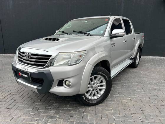 TOYOTA HILUX 3.0 SRV 4X4 CD 16V TURBO INTERCOOLER DIESEL 4P AUTOMÁTICO